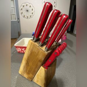The Pioneer Woman knife block AND casserole baking dish